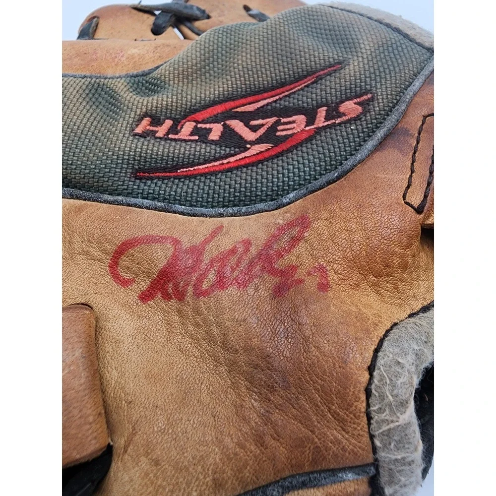 Easton Stealth Tourney SS12 Brown‎ Leather Baseball Glove 12 INCH R HAND THROW